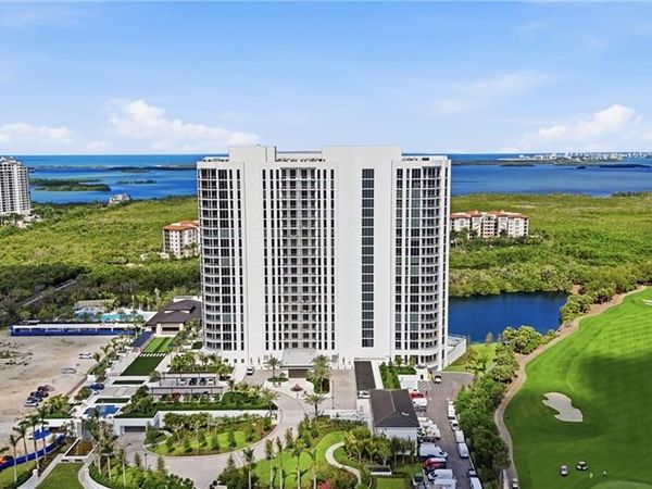 4810 Pelican Colony, Unit 903, BONITA SPRINGS, FL 34134