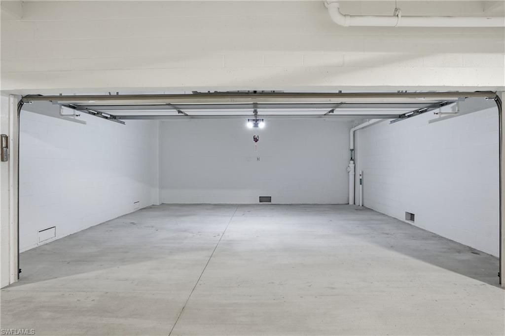 4810 Pelican Colony, Unit 903, Bonita Springs, FL 34134 Photo