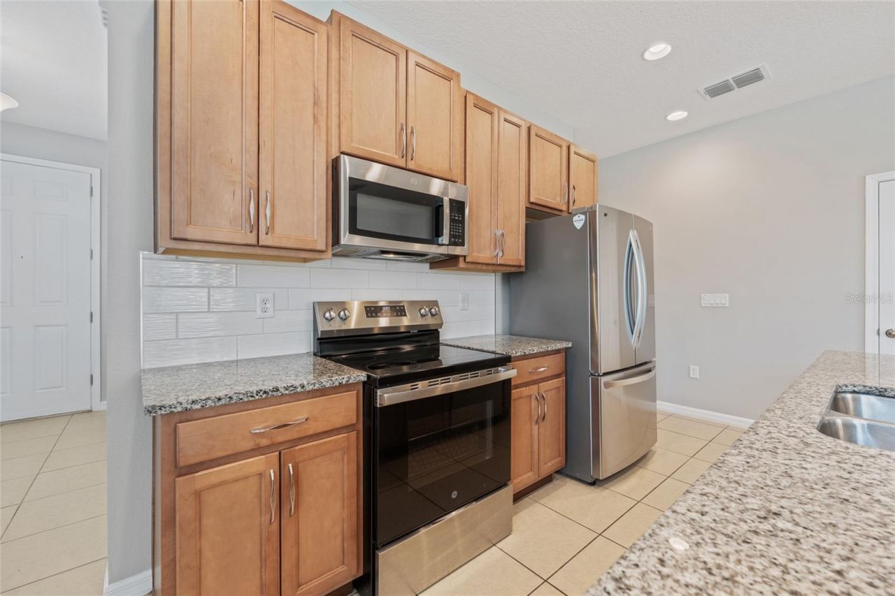 1686 Swan Swim Drive, Davenport, FL 33837 Photo