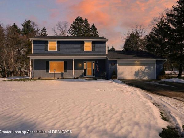 5964 W Sleepy Hollow Lane, East Lansing, MI 48823