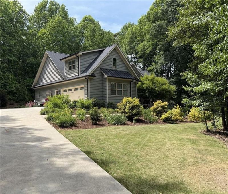 7671 Fern Lane, Lula, GA 30554 Main Photo