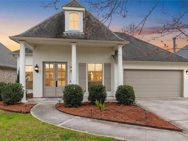 2377 COURS CARSON Street, Mandeville, LA 70448