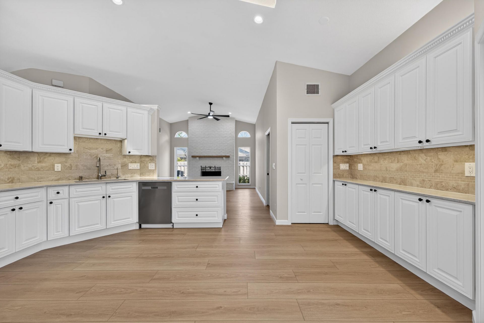 916 Meadow Avenue, Wellington, FL 33414 Photo