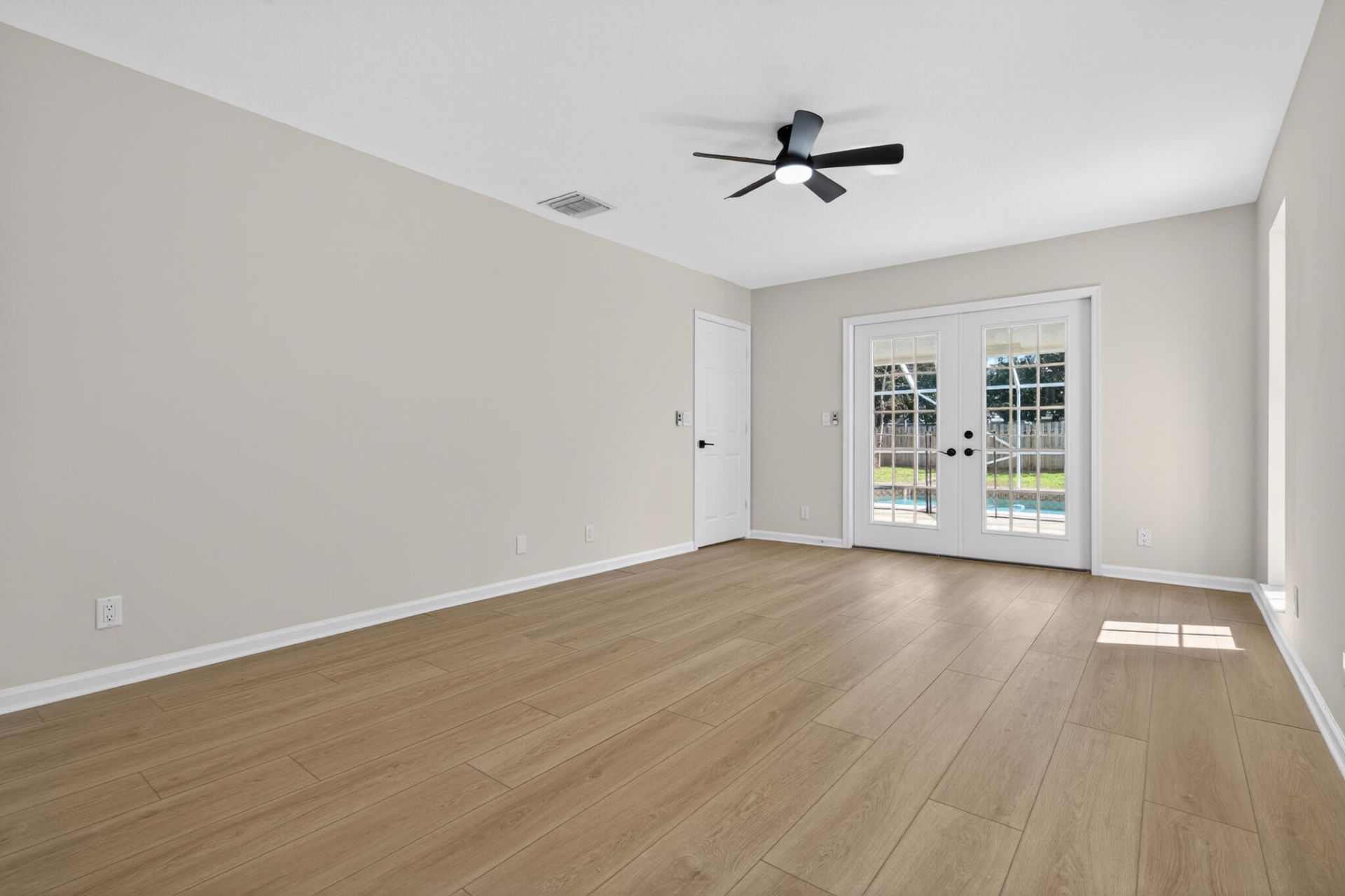 916 Meadow Avenue, Wellington, FL 33414 Photo