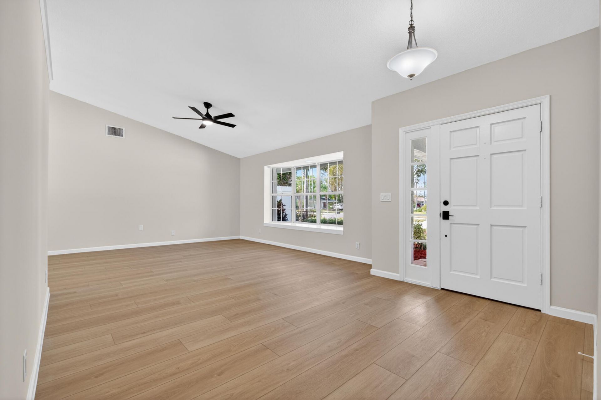 916 Meadow Avenue, Wellington, FL 33414 Photo