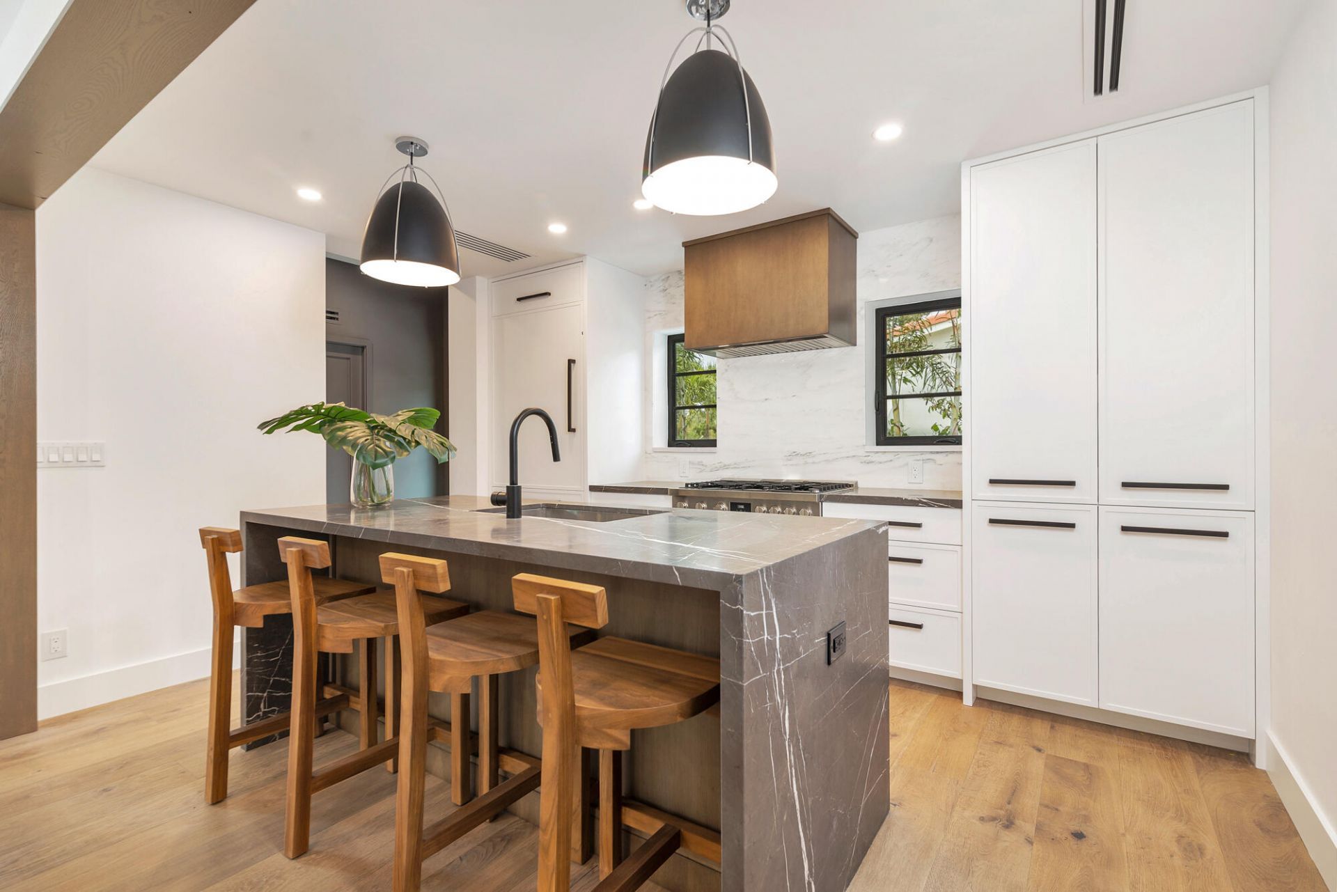 263 Alhambra Place, West Palm Beach, FL 33405 Photo