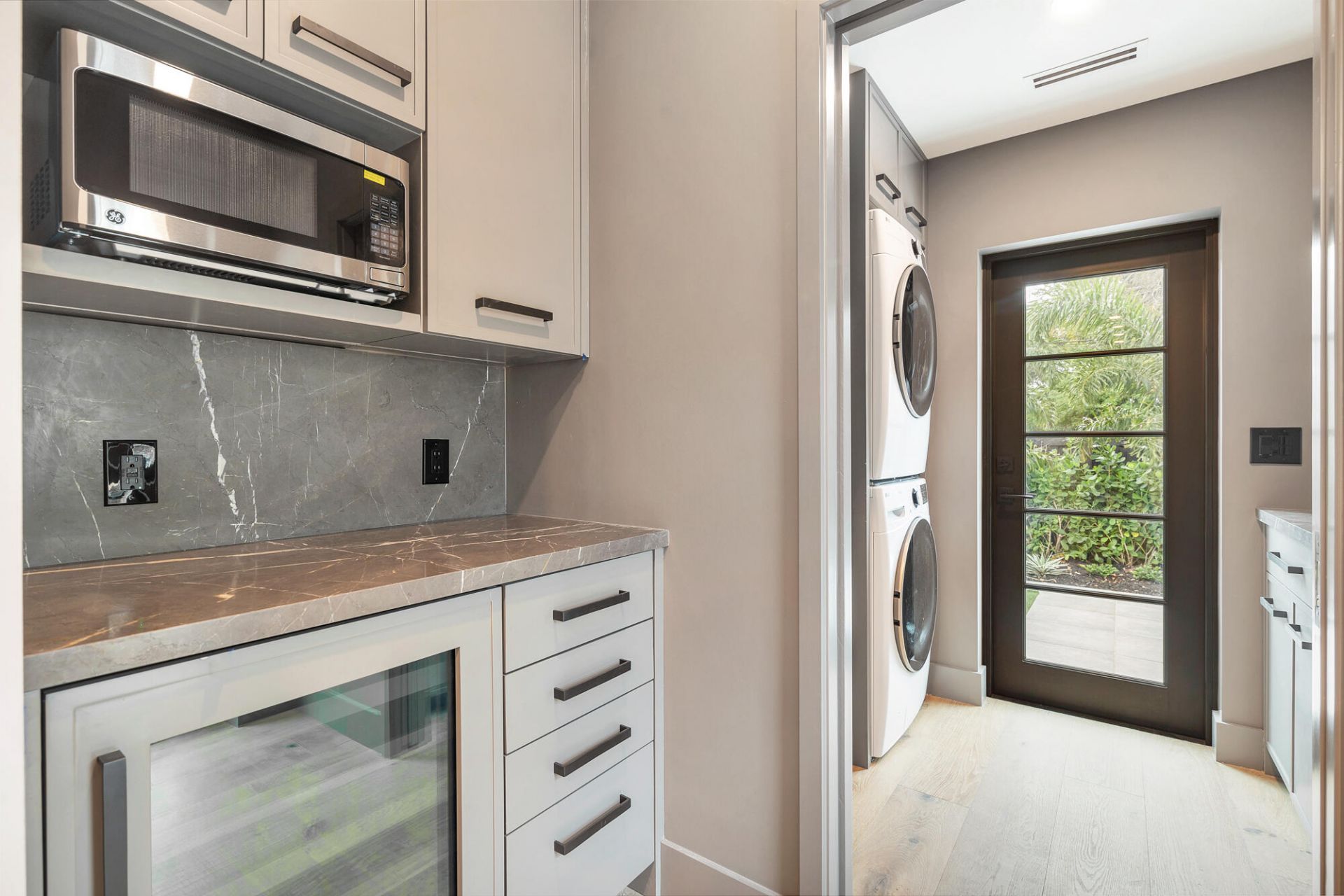 263 Alhambra Place, West Palm Beach, FL 33405 Photo