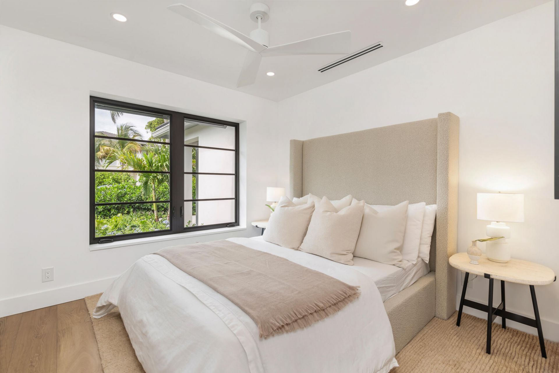 263 Alhambra Place, West Palm Beach, FL 33405 Photo