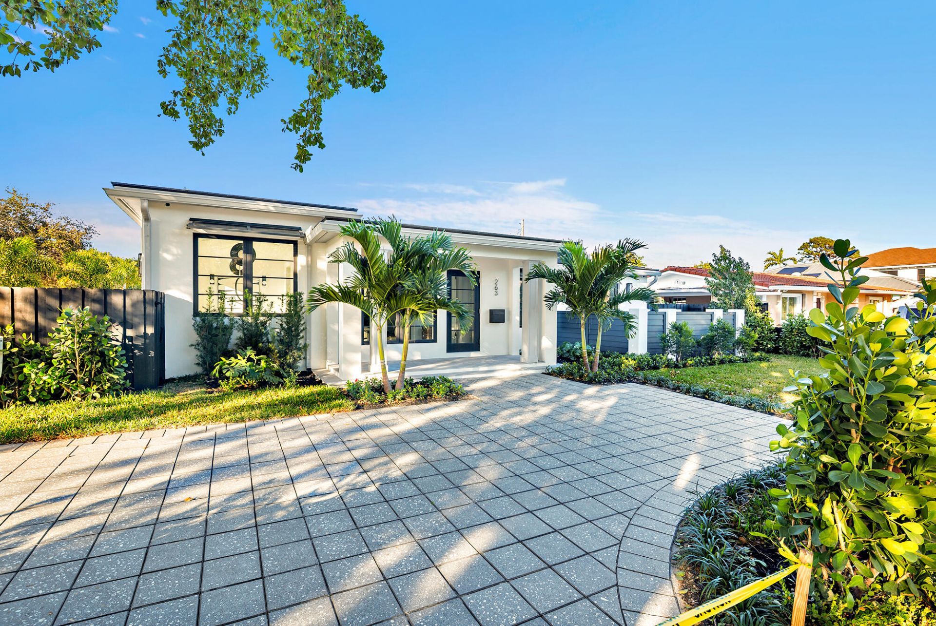 263 Alhambra Place, West Palm Beach, FL 33405 Photo