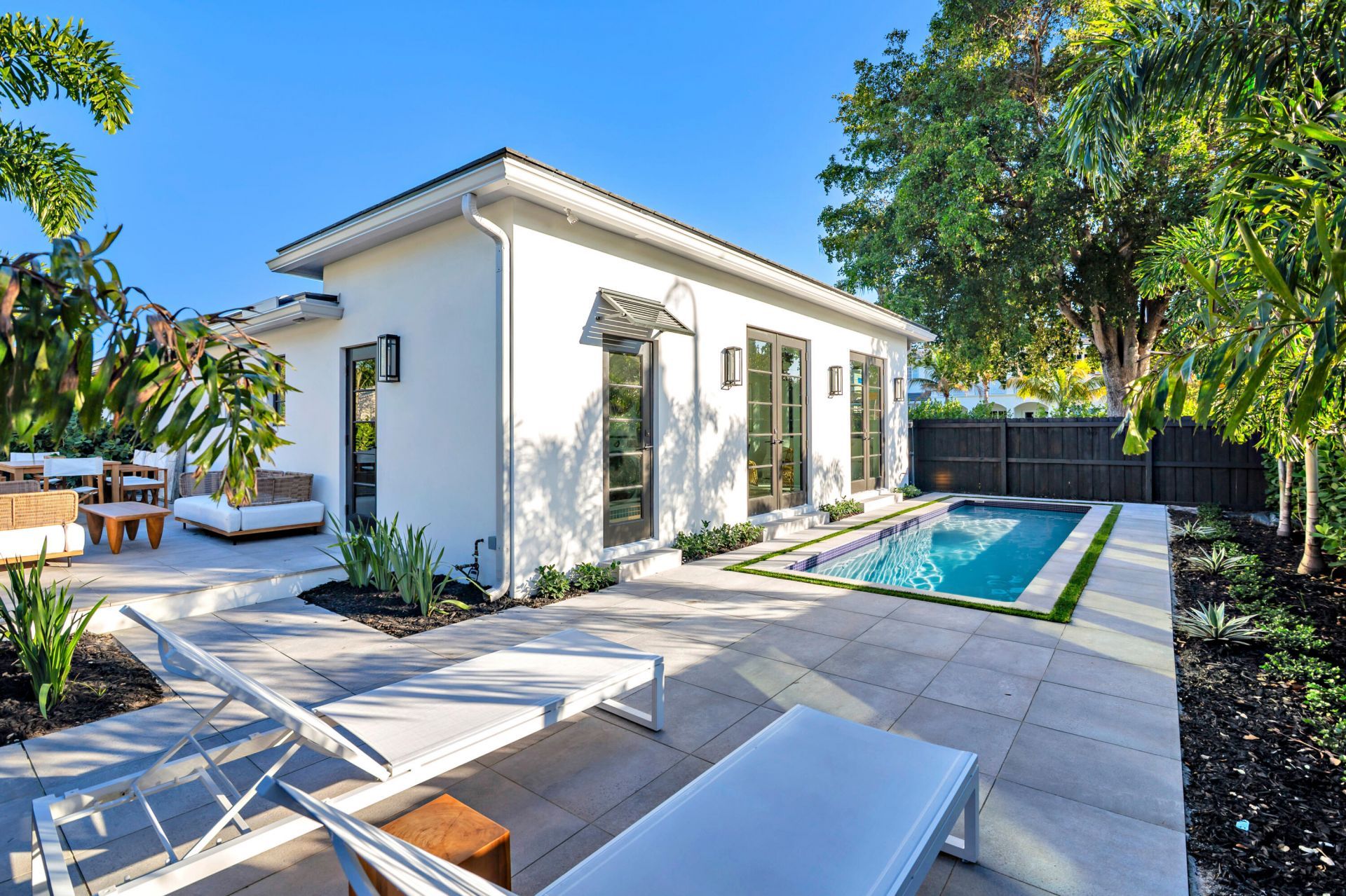 263 Alhambra Place, West Palm Beach, FL 33405 Photo