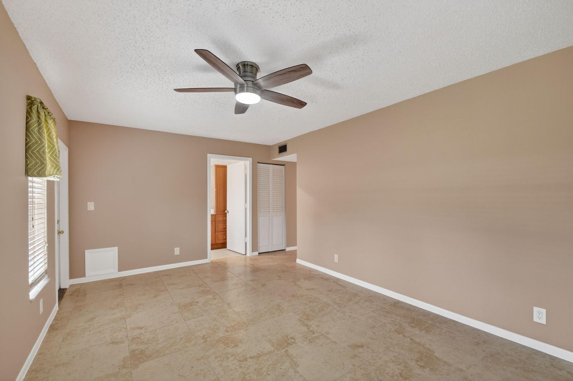 14689 E Canalview Drive, Unit A, Delray Beach, FL 33484 Photo