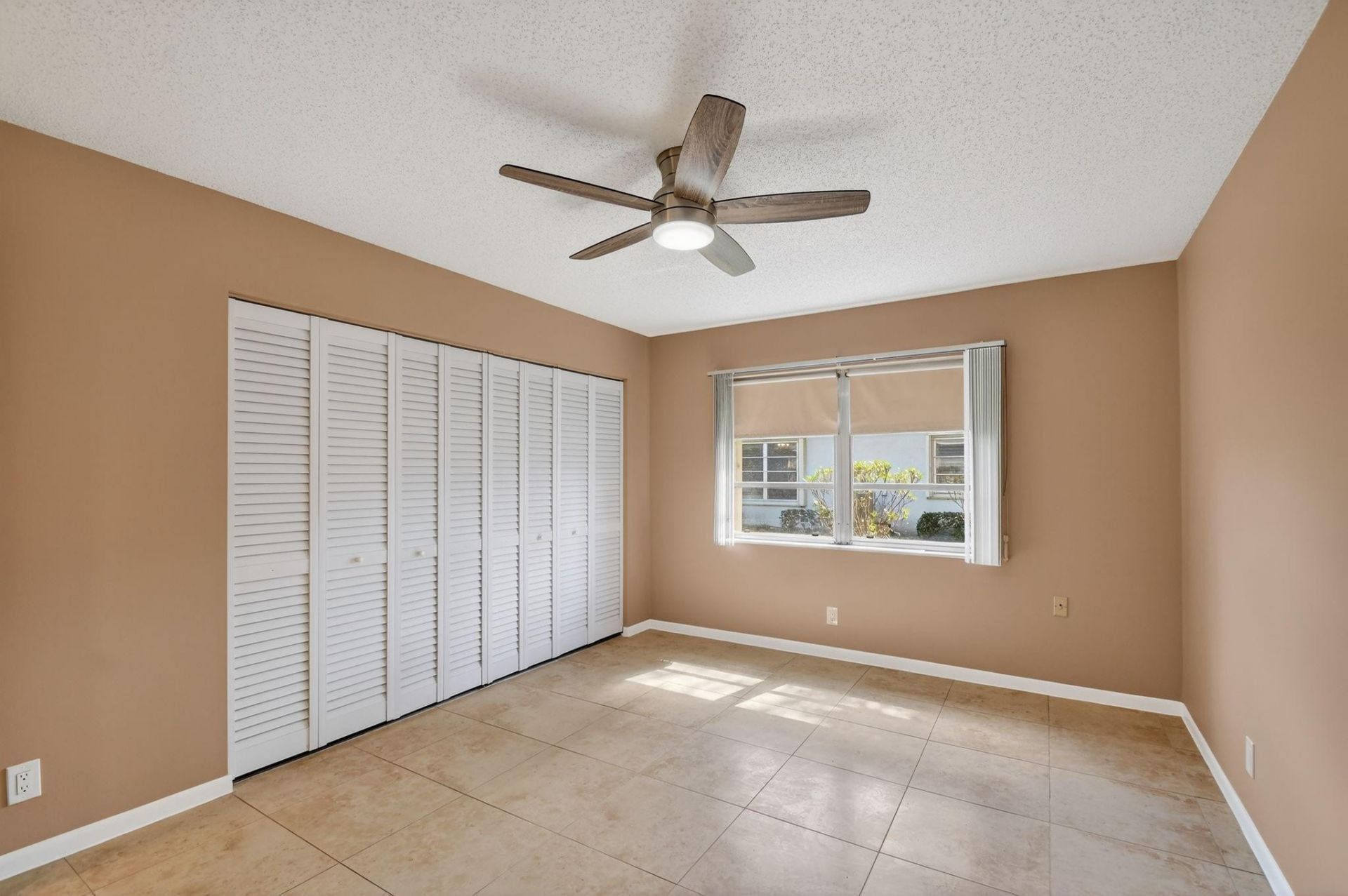 14689 E Canalview Drive, Unit A, Delray Beach, FL 33484 Photo