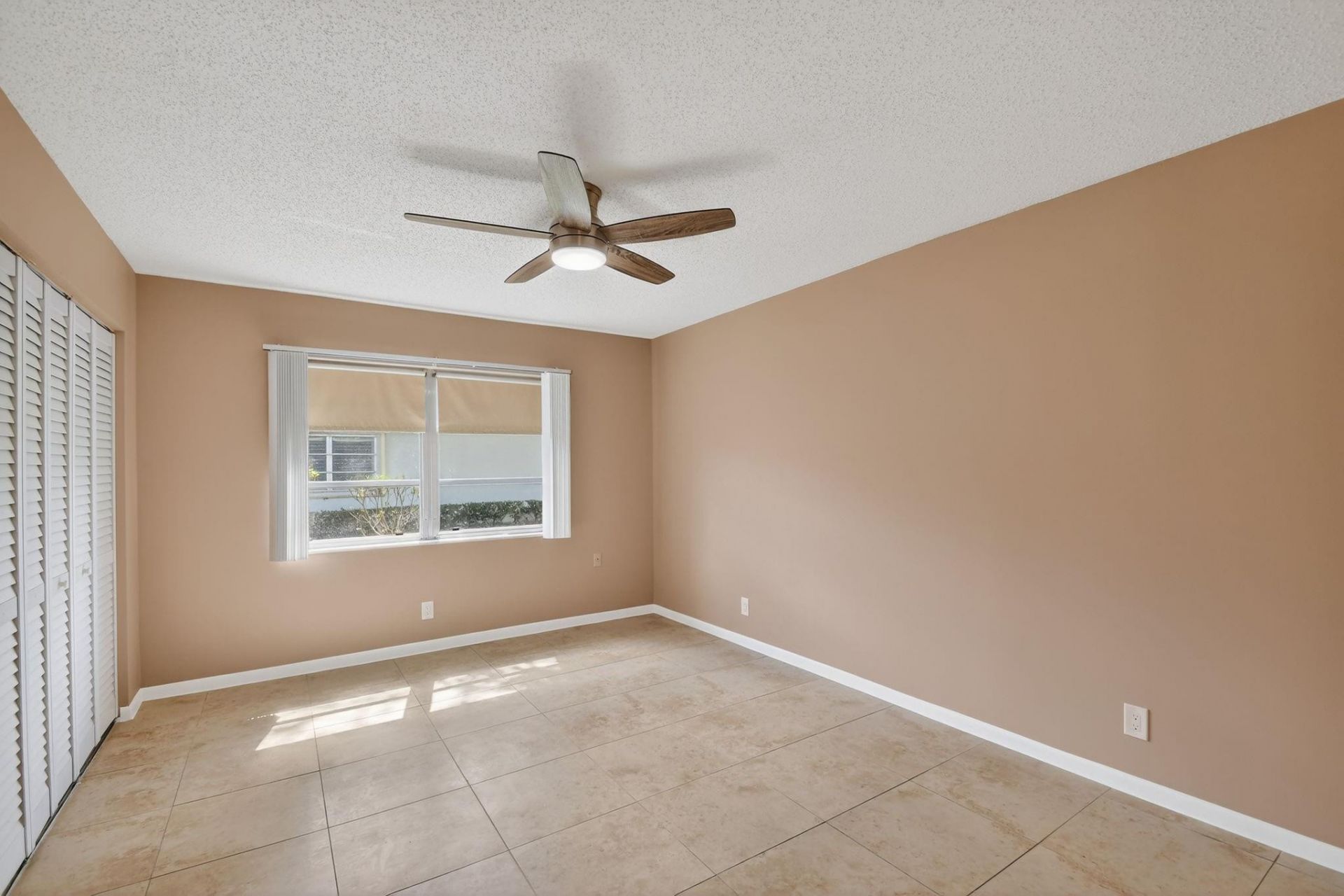 14689 E Canalview Drive, Unit A, Delray Beach, FL 33484 Photo