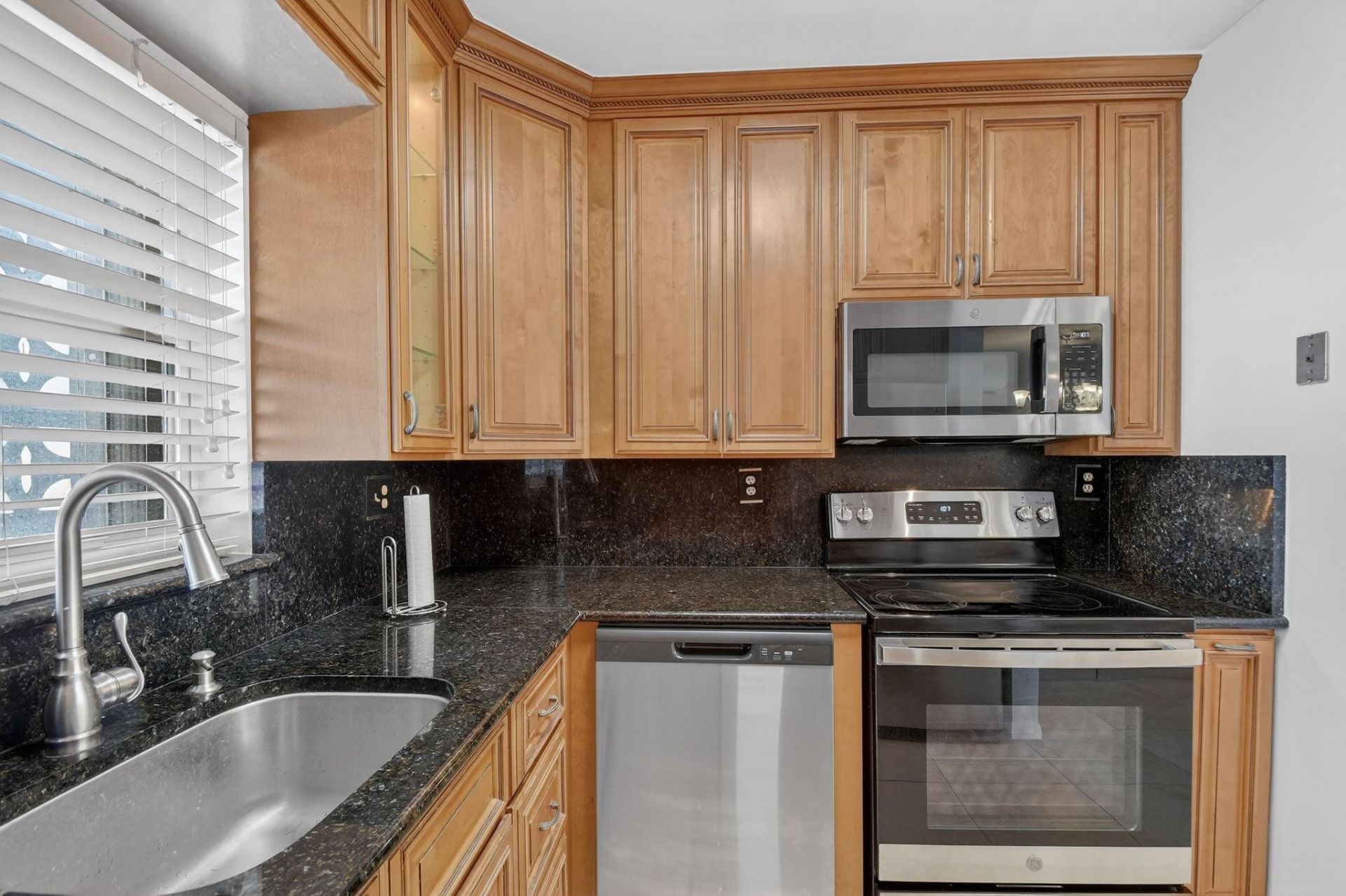 14689 E Canalview Drive, Unit A, Delray Beach, FL 33484 Photo