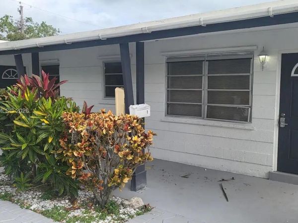 821 NE 6th St, Unit 1, Hallandale Beach, FL 33009