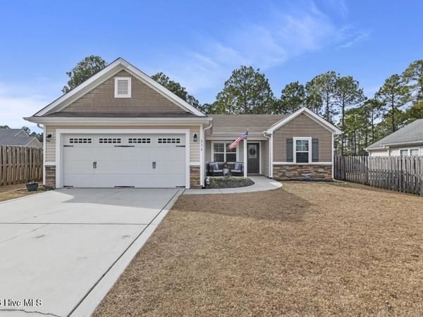 116 Oyster Landing Drive, Sneads Ferry, NC 28460