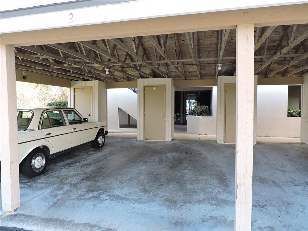 6240 E Mirror Lake Drive, Unit 201, Sebastian, FL 32958 Photo