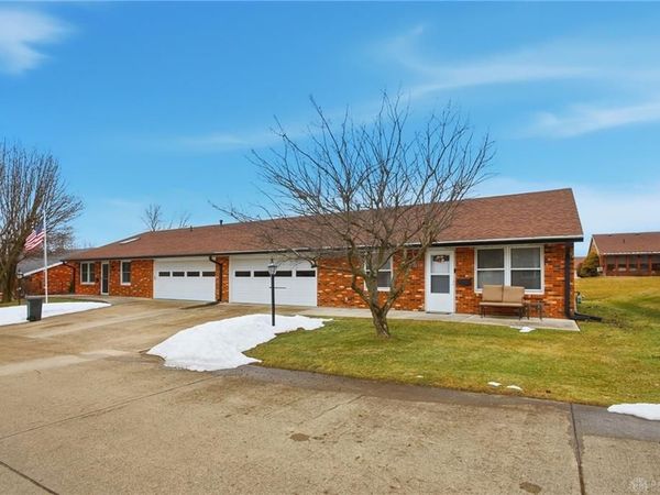 3153 N Argonne Lane, Springfield, OH 45503