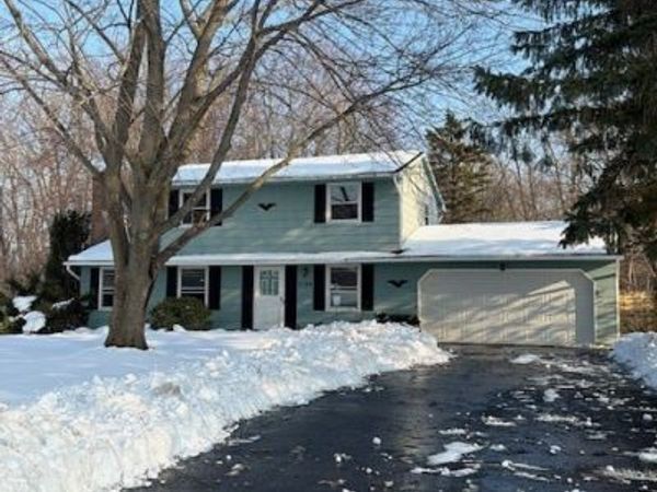 2186 Bear Creek Drive, Ontario, NY 14519