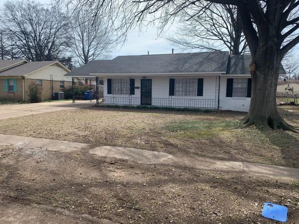 814 Briarcliff, West Memphis, AR 72301