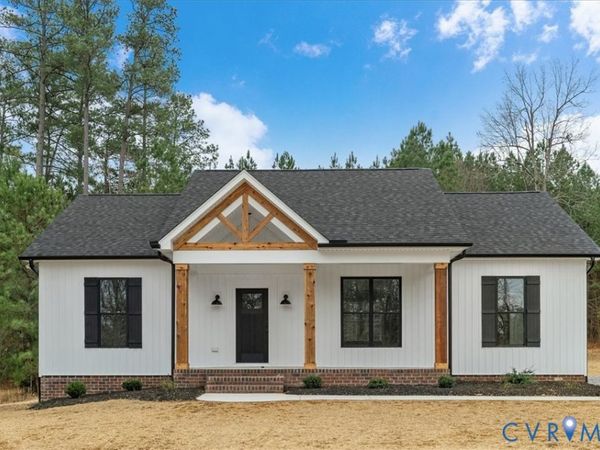 369 Country Club Drive, Gasburg, VA 23857