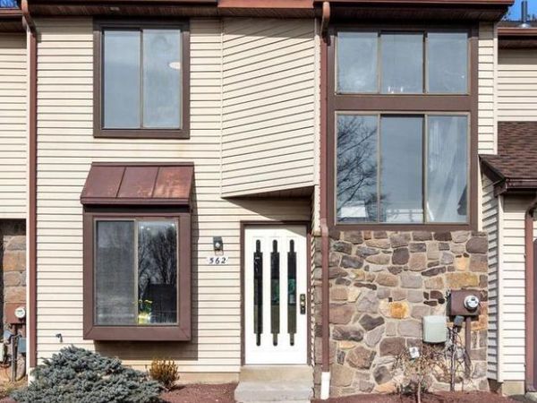 562 ATWOOD COURT, NEWTOWN, PA 18940