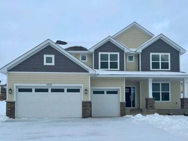 4939 Noble Drive NW, Rochester, MN 55901