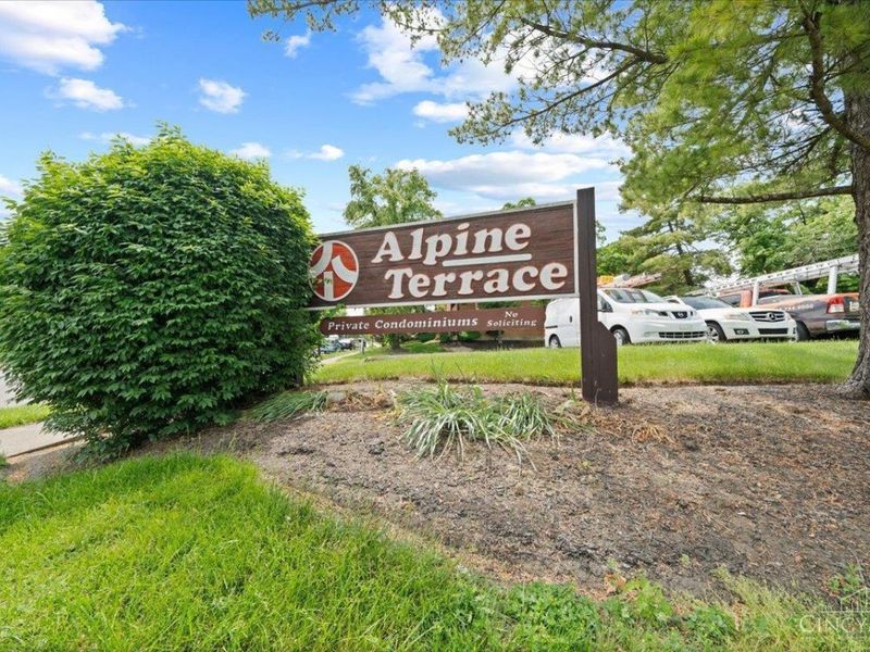 4808 Chalet Drive, Unit 8, Saint Bernard, OH 45217 Photo 24