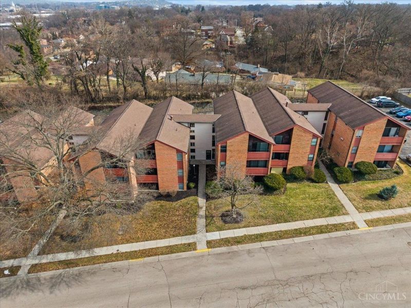 4808 Chalet Drive, Unit 8, Saint Bernard, OH 45217 Photo 25