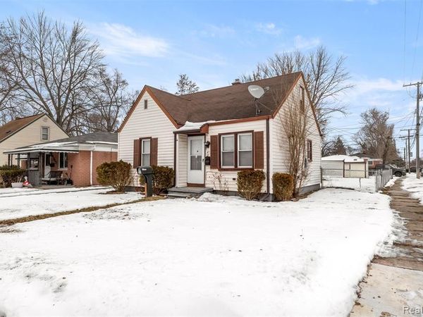 4721 Jackson Street, Dearborn Heights, MI 48125