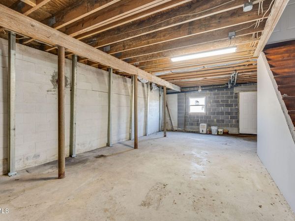 2269 Valleydale Road, Mosheim, TN 37818