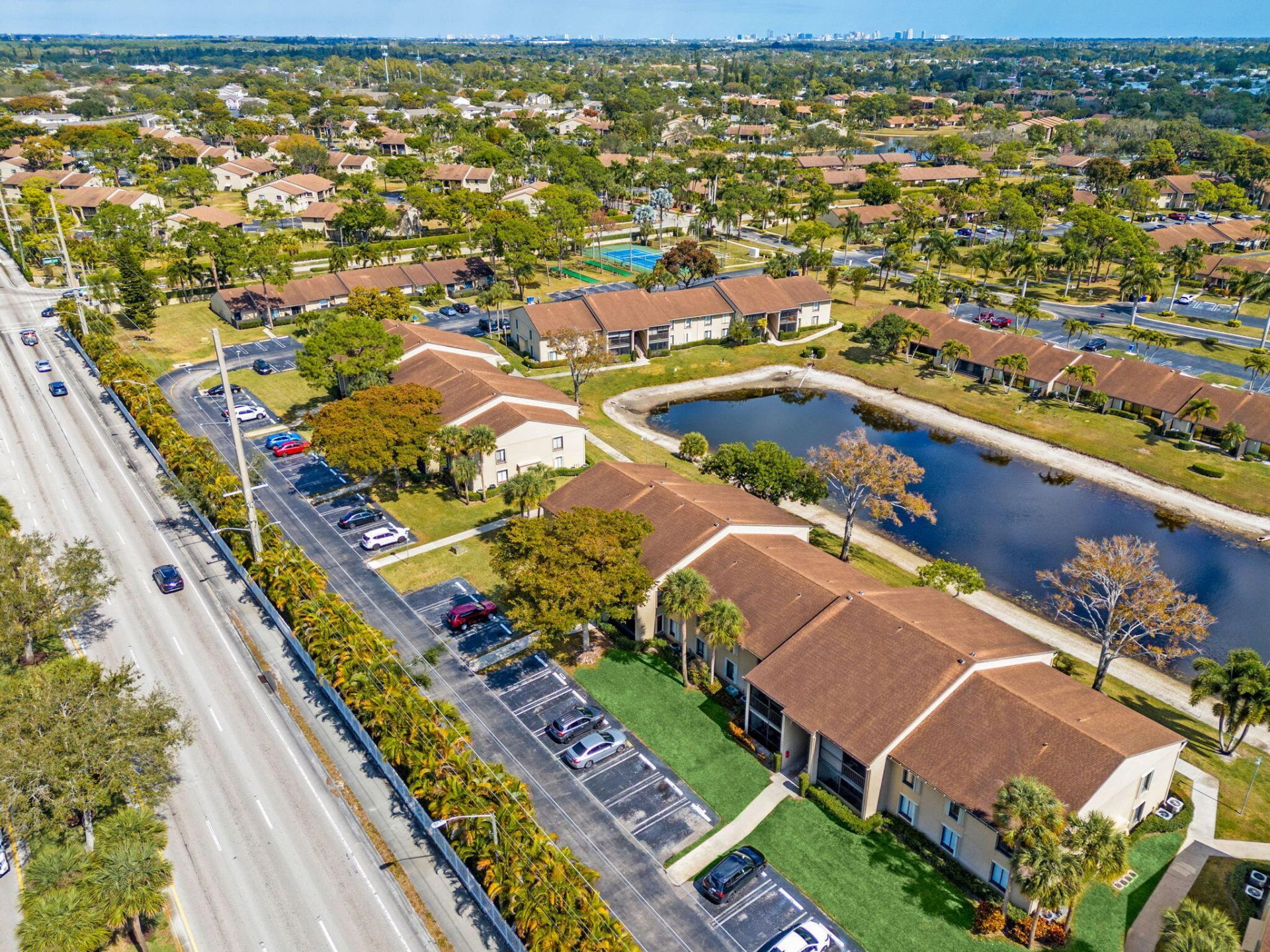 723 Sunny Pine Way, Unit H2, Greenacres, FL 33415 Photo
