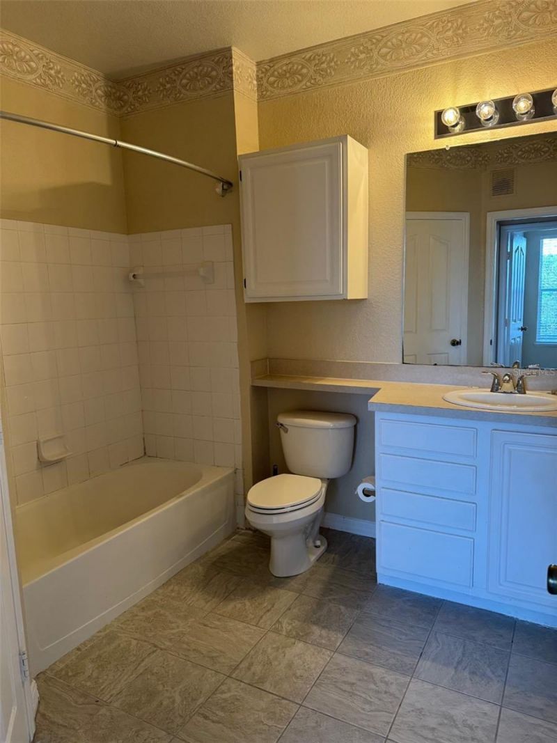 5817 Legacy Crescent Place, Unit 302, Riverview, FL 33578 Photo