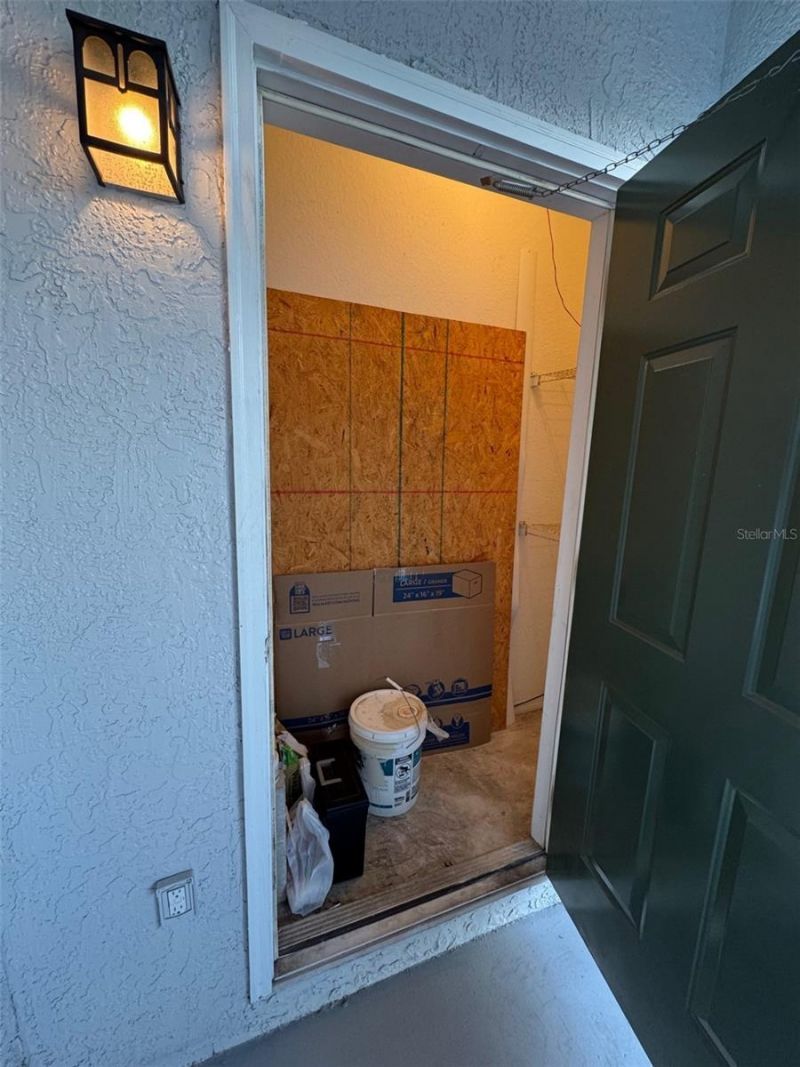 5817 Legacy Crescent Place, Unit 302, Riverview, FL 33578 Photo