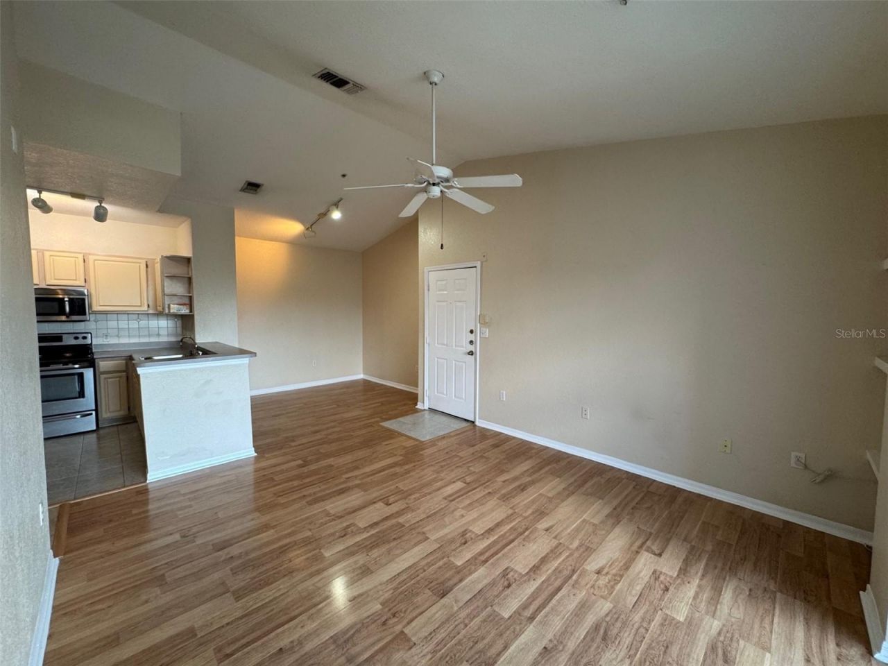 5817 Legacy Crescent Place, Unit 302, Riverview, FL 33578 Photo