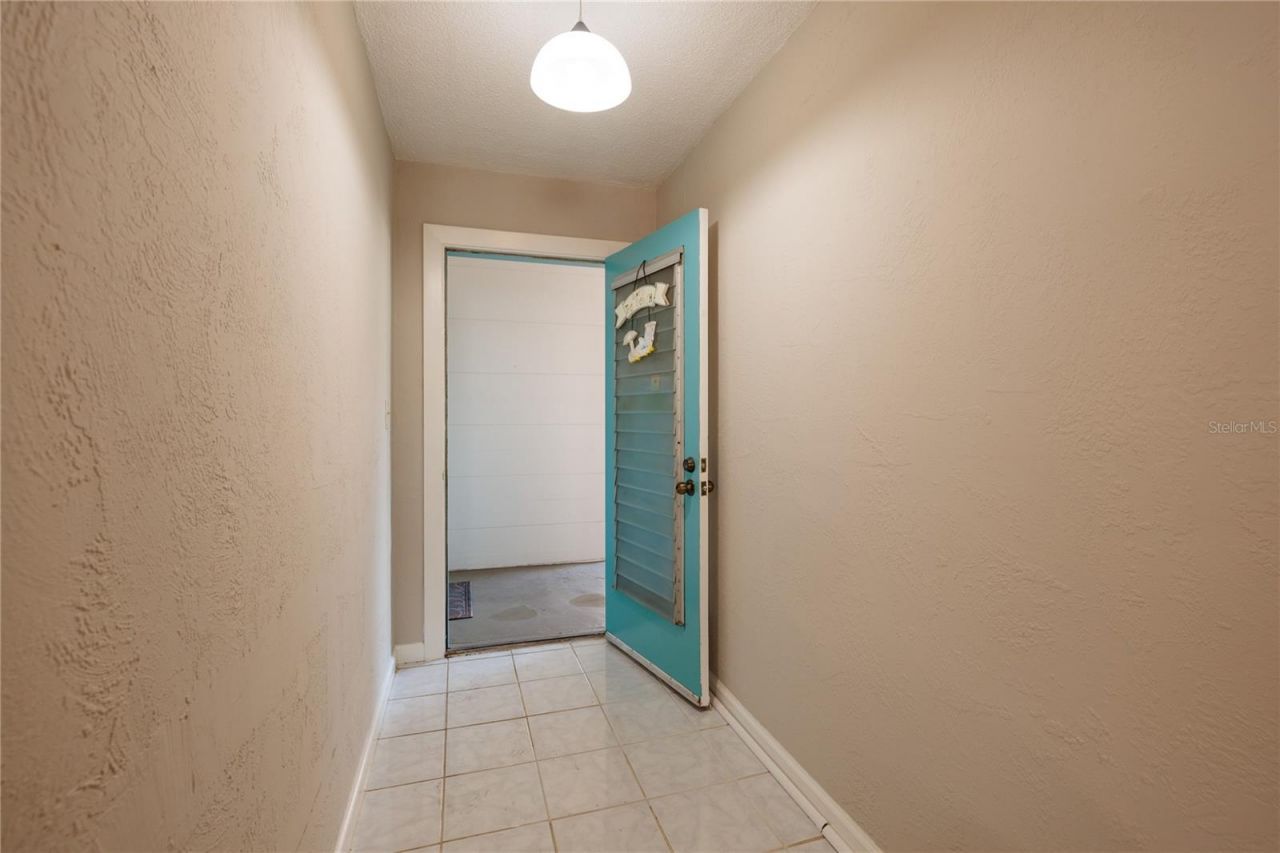 525 9th Avenue N, Unit 9, Saint Petersburg, FL 33701 Photo