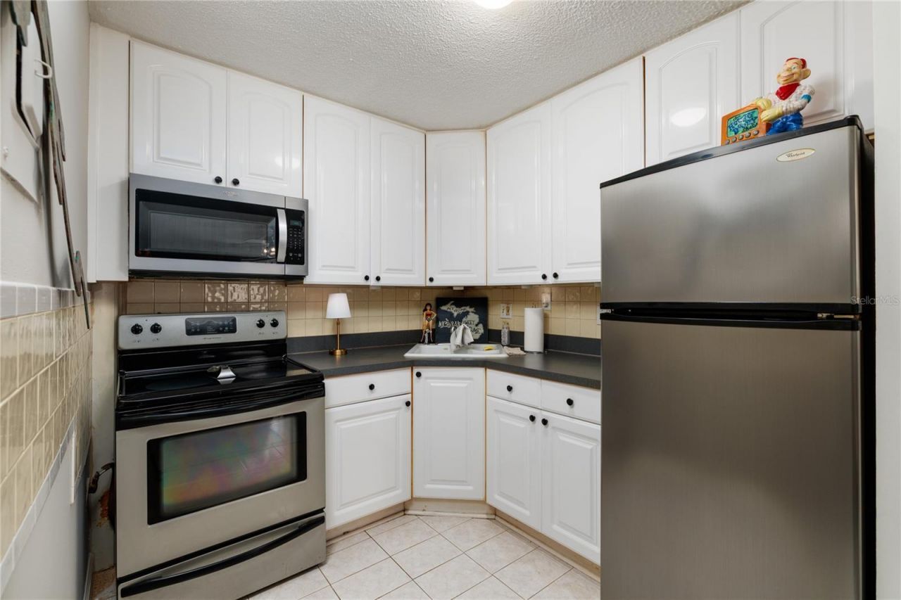 525 9th Avenue N, Unit 9, Saint Petersburg, FL 33701 Photo