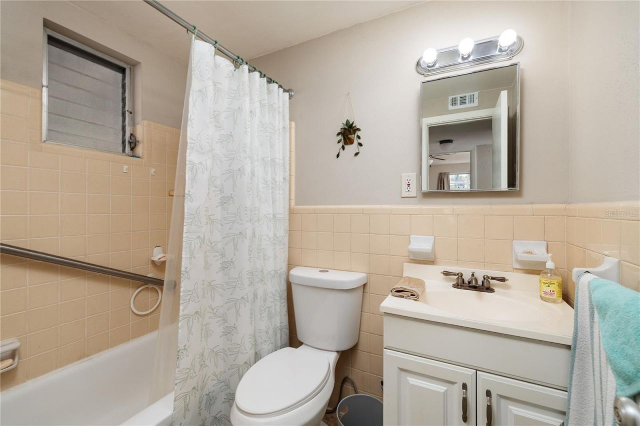 525 9th Avenue N, Unit 9, Saint Petersburg, FL 33701 Photo