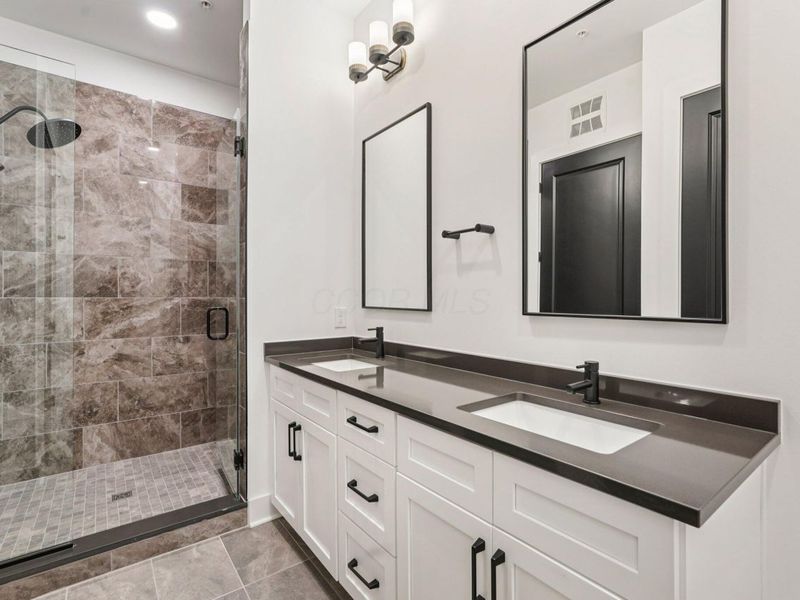 2867 Kobuk Drive, Unit 204, Columbus, OH 43228 Photo 20