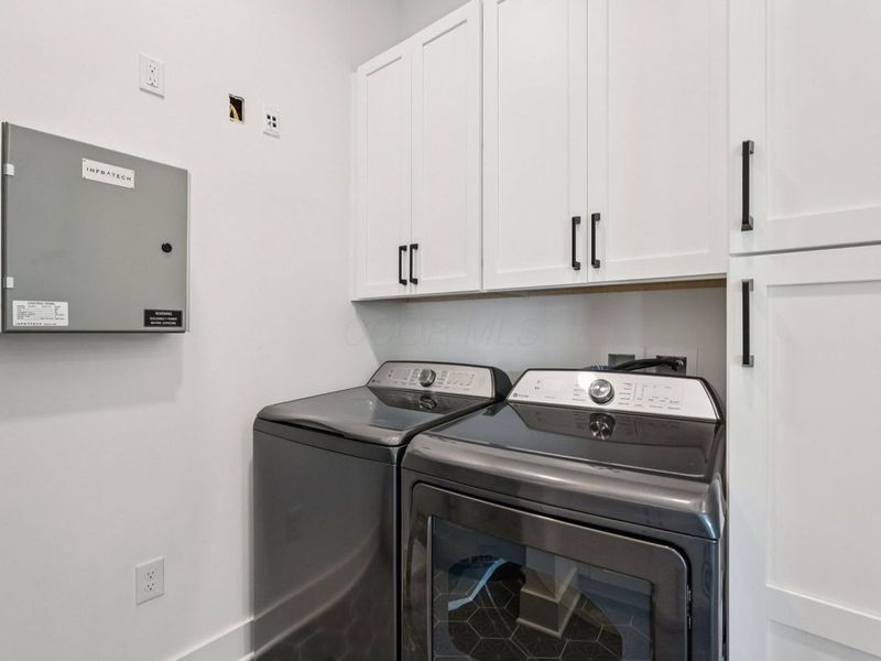 2867 Kobuk Drive, Unit 204, Columbus, OH 43228 Photo 31