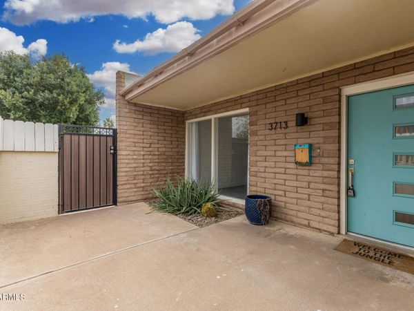 3713 E GLENROSA Avenue, Phoenix, AZ 85018