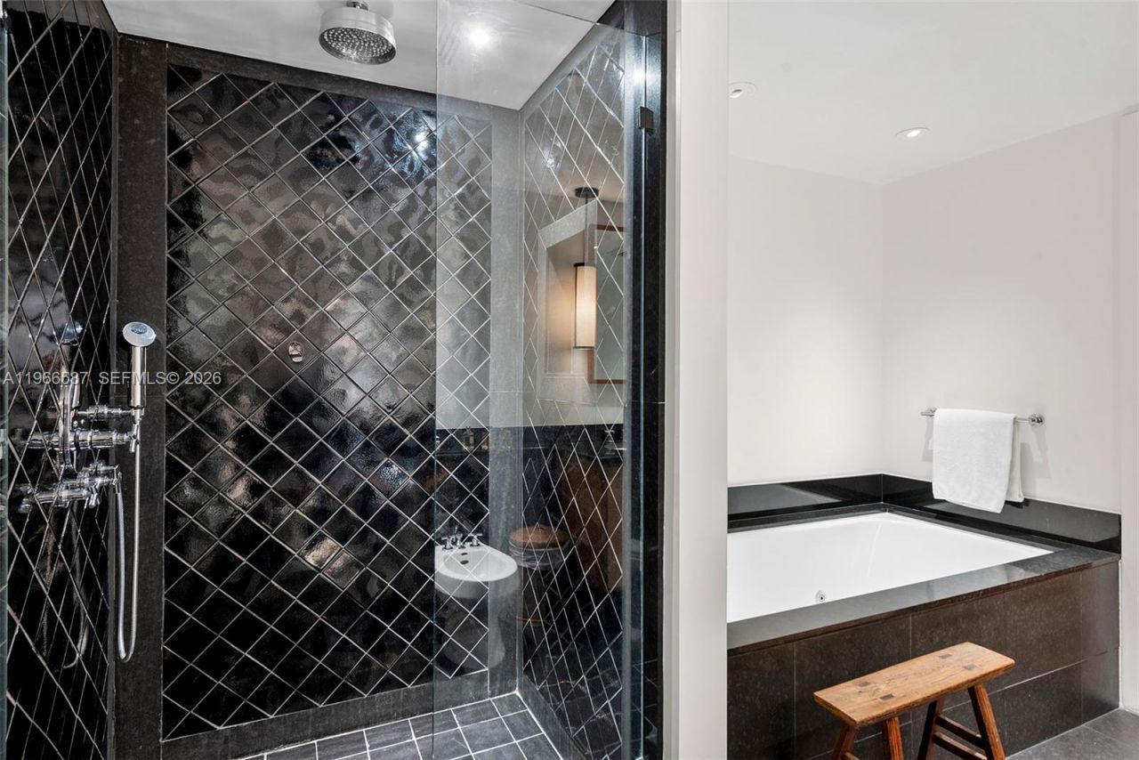 101 20th St , Unit 3105, Miami Beach, FL 33139 Photo