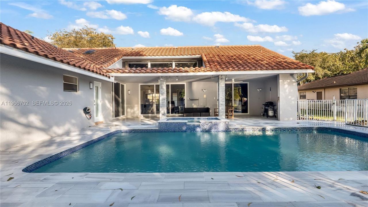 1510 NW 97th Ter, Coral Springs, FL 33071 Photo