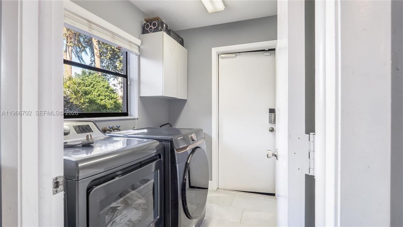 1510 NW 97th Ter , Coral Springs, FL 33071 Photo