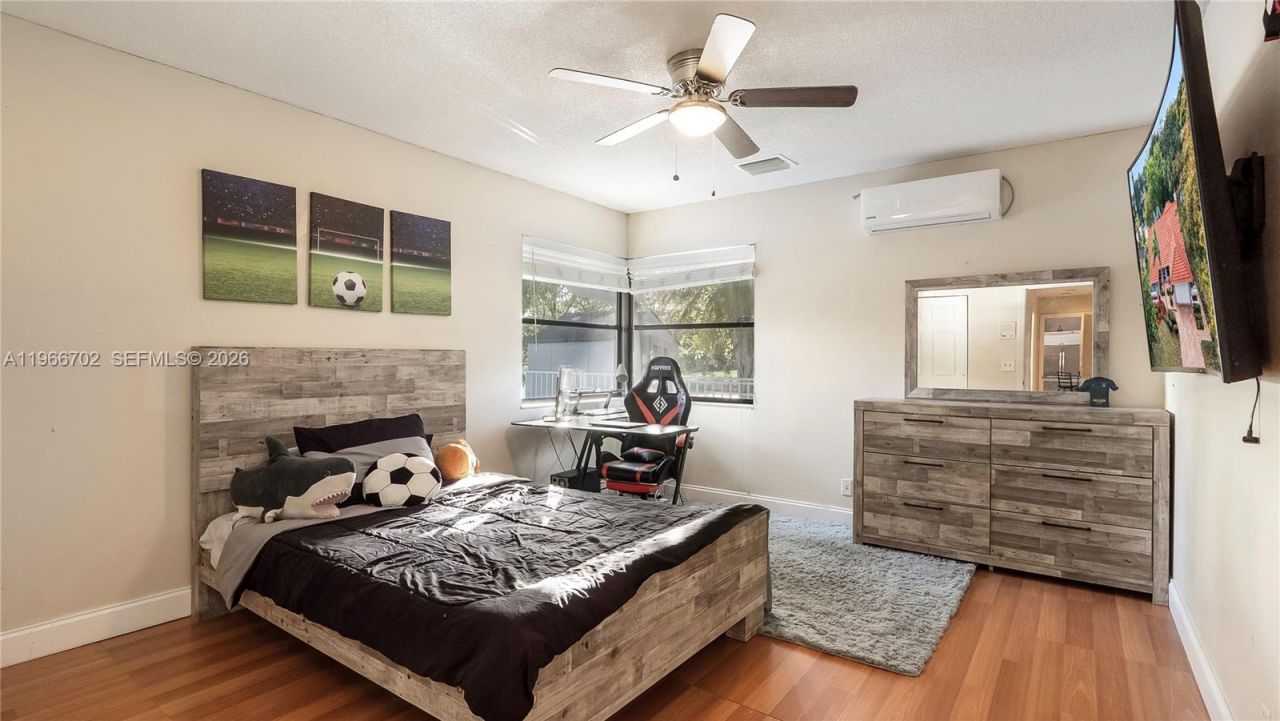 1510 NW 97th Ter, Coral Springs, FL 33071 Photo