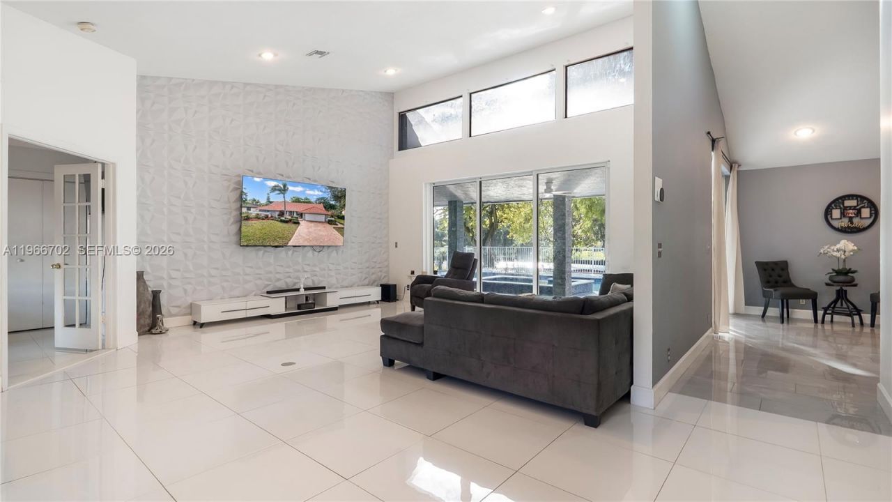 1510 NW 97th Ter, Coral Springs, FL 33071 Photo