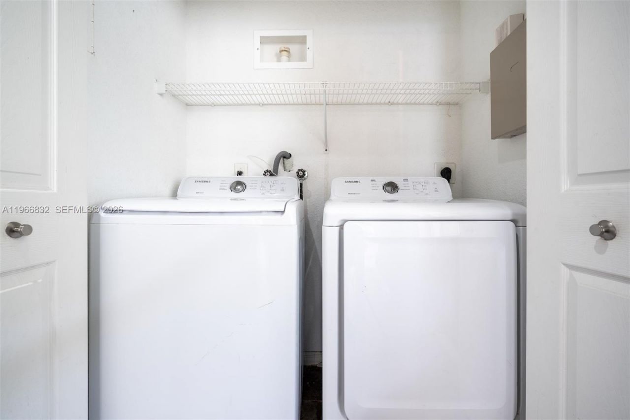 2167 Hacienda Ter, Weston, FL 33327 Photo