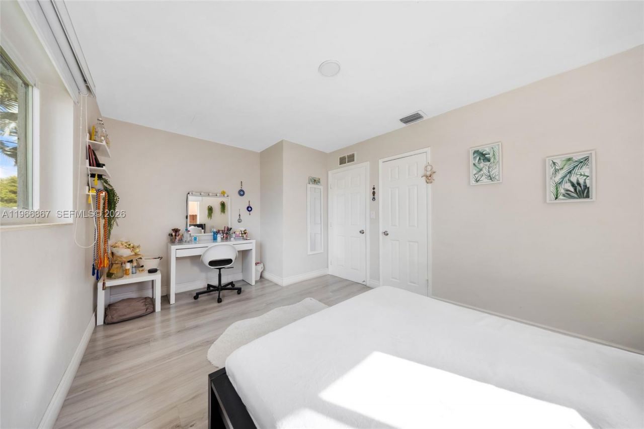 907 N Park Rd, Hollywood, FL 33021 Photo