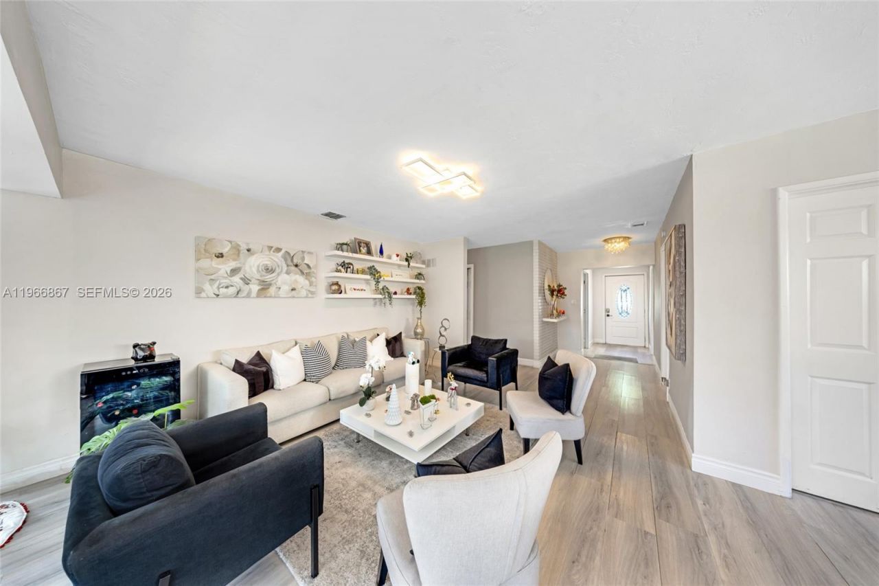 907 N Park Rd, Hollywood, FL 33021 Photo