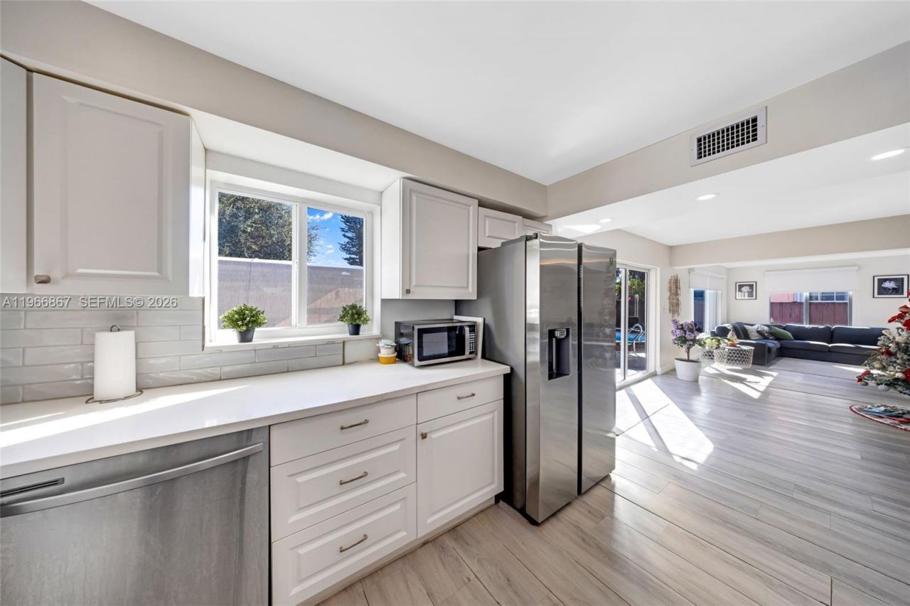 907 N Park Rd, Hollywood, FL 33021 Photo